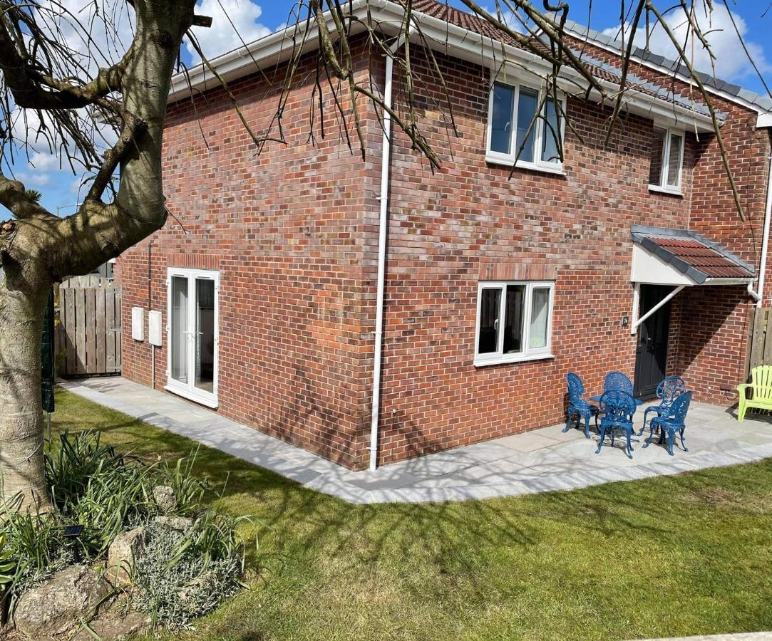 Sunny Corner, Padstow. Spacious 3 Bedrooms, 2.5 Bathrooms, Parking, Garden. المظهر الخارجي الصورة
