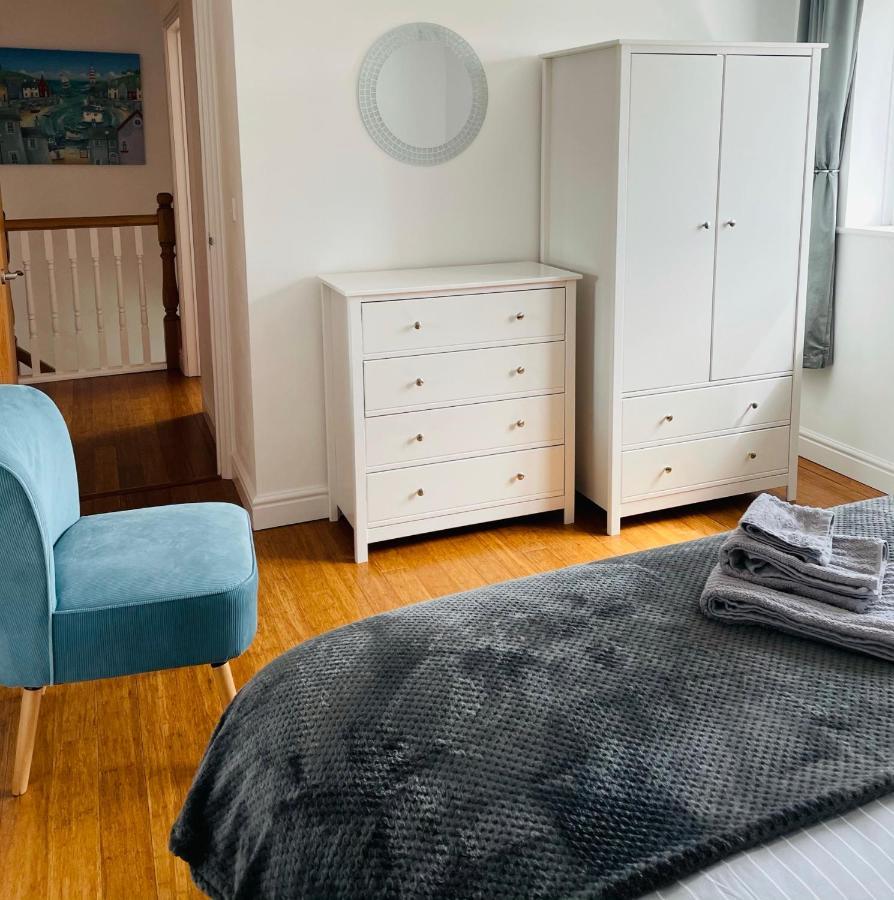 Sunny Corner, Padstow. Spacious 3 Bedrooms, 2.5 Bathrooms, Parking, Garden. المظهر الخارجي الصورة