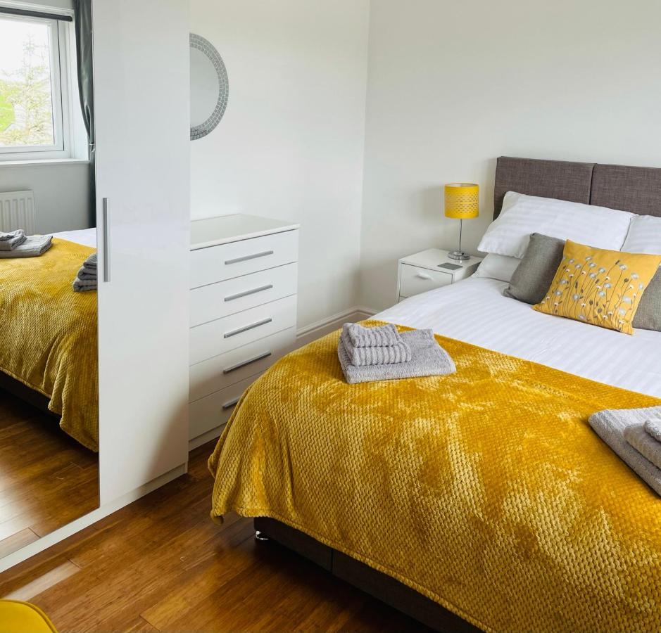 Sunny Corner, Padstow. Spacious 3 Bedrooms, 2.5 Bathrooms, Parking, Garden. المظهر الخارجي الصورة